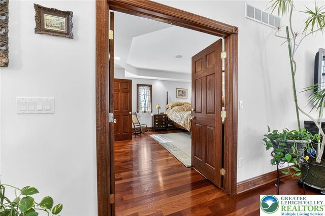 5820 Harvest Place, North Whitehall Twp, PA 18078