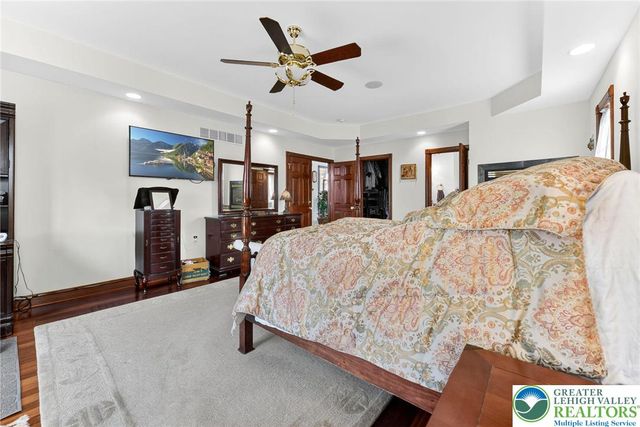 5820 Harvest Place, North Whitehall Twp, PA 18078