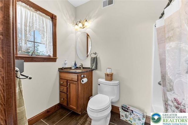 5820 Harvest Place, North Whitehall Twp, PA 18078