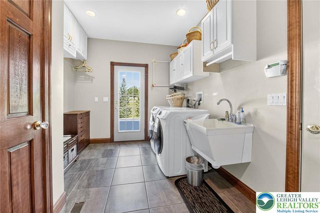 5820 Harvest Place, North Whitehall Twp, PA 18078