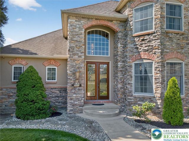 5820 Harvest Place, North Whitehall Twp, PA 18078