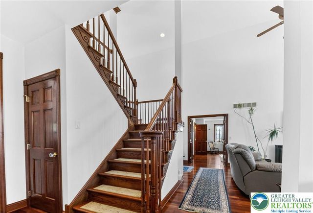 5820 Harvest Place, North Whitehall Twp, PA 18078