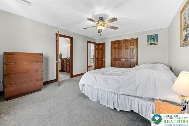 5820 Harvest Place, North Whitehall Twp, PA 18078