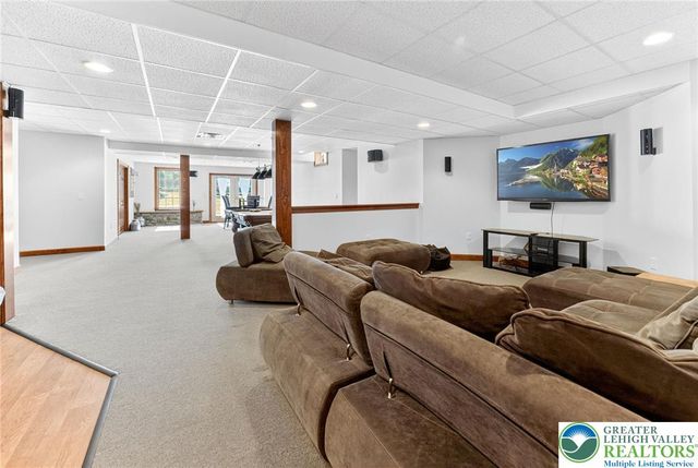 5820 Harvest Place, North Whitehall Twp, PA 18078