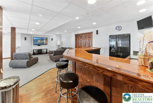 5820 Harvest Place, North Whitehall Twp, PA 18078