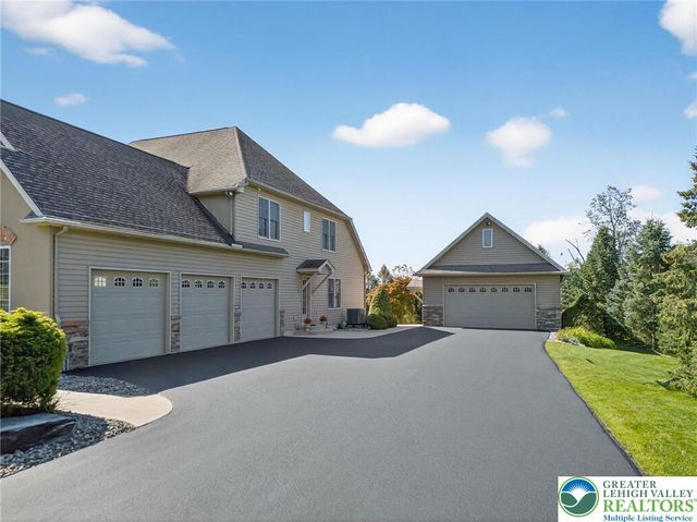 5820 Harvest Place, North Whitehall Twp, PA 18078
