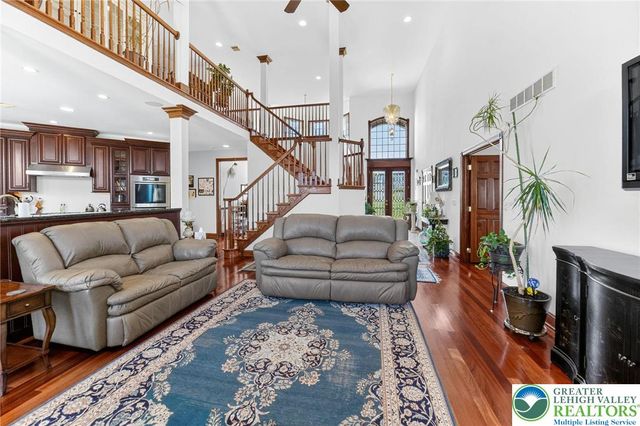 5820 Harvest Place, North Whitehall Twp, PA 18078