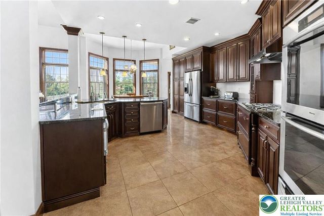 5820 Harvest Place, North Whitehall Twp, PA 18078