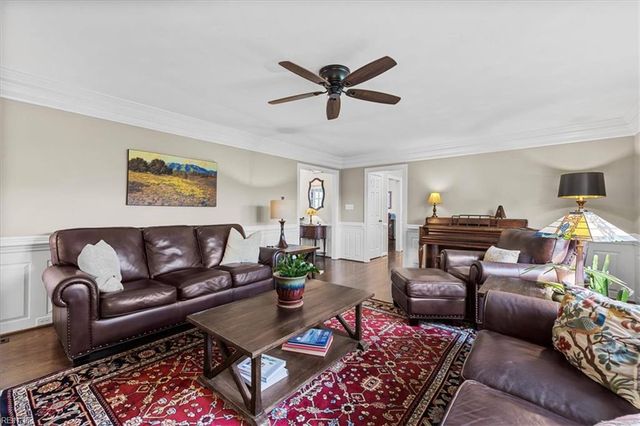 1009 Vineyard CT, Chesapeake, VA 23322