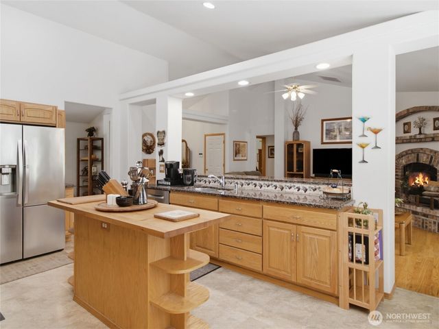 3412 Quail Creek Ln NE, Olympia, WA 98516