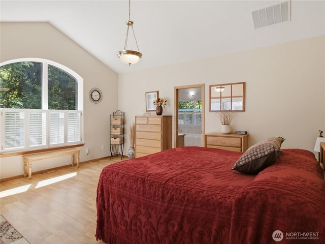 3412 Quail Creek Ln NE, Olympia, WA 98516
