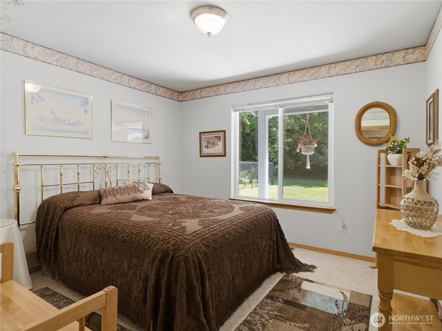 3412 Quail Creek Ln NE, Olympia, WA 98516