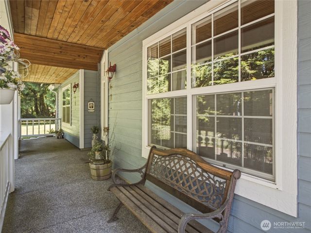 3412 Quail Creek Ln NE, Olympia, WA 98516