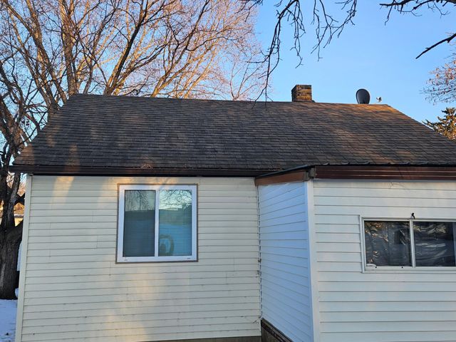 421 1st Street SE, Pelican Rapids, MN 56572