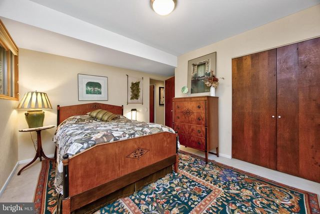 1048 BEAUMONT RD, Berwyn, PA 19312
