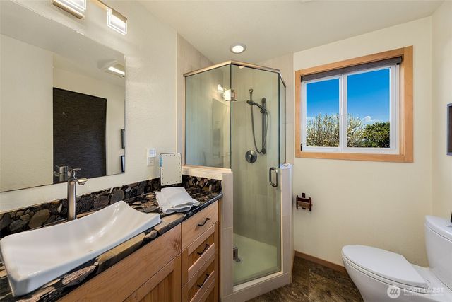 4906 Marshall Rd, Clinton, WA 98236