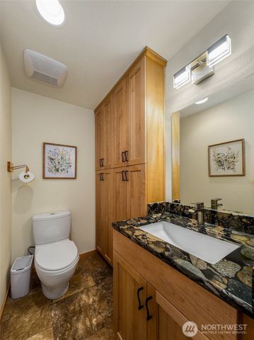 4906 Marshall Rd, Clinton, WA 98236