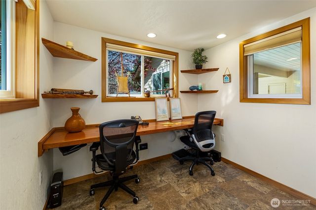 4906 Marshall Rd, Clinton, WA 98236