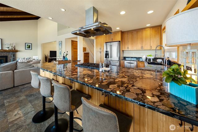 4906 Marshall Rd, Clinton, WA 98236