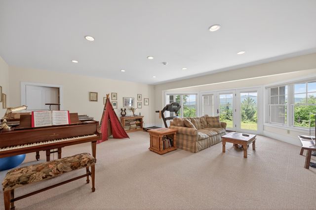 183 Old Mill Lane, Wilmington, VT 05363