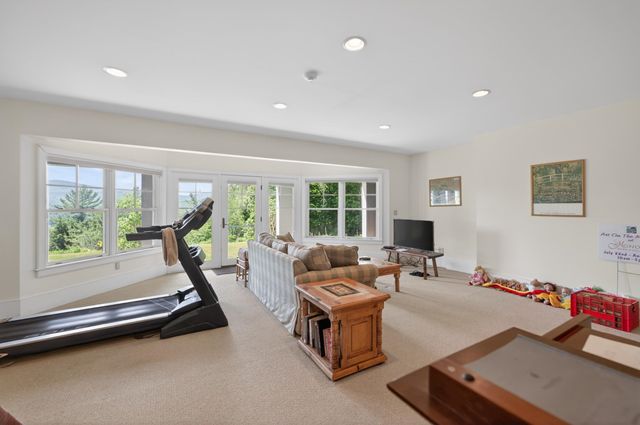183 Old Mill Lane, Wilmington, VT 05363