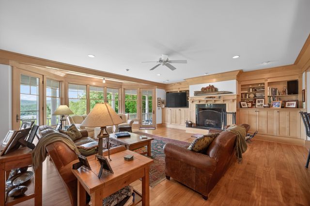 183 Old Mill Lane, Wilmington, VT 05363