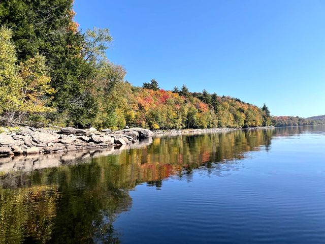 183 Old Mill Lane, Wilmington, VT 05363