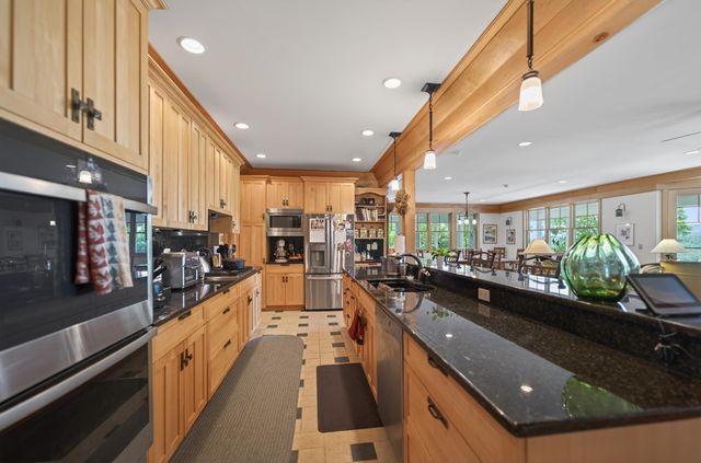 183 Old Mill Lane, Wilmington, VT 05363