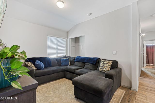 416 Fray Olguin Court, Socorro, TX 79927