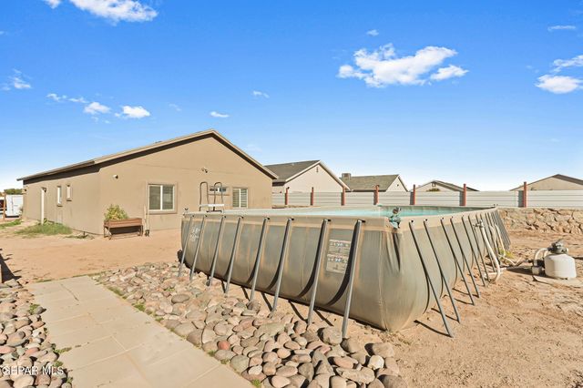 416 Fray Olguin Court, Socorro, TX 79927