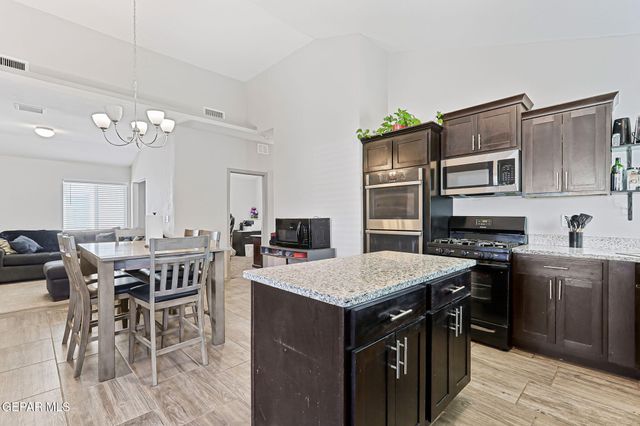 416 Fray Olguin Court, Socorro, TX 79927