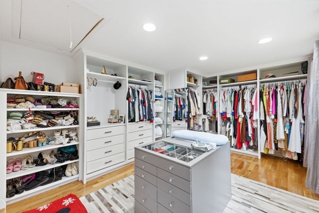 359 Se Main St, Douglas, MA 01516