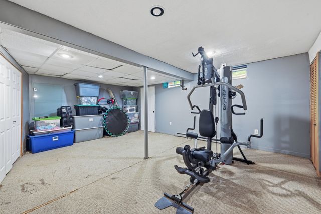 359 Se Main St, Douglas, MA 01516