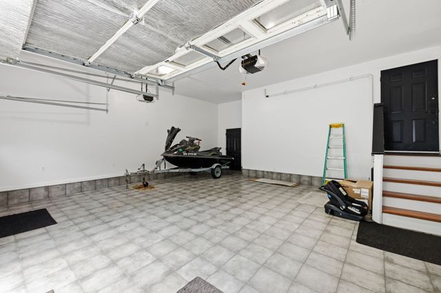 359 Se Main St, Douglas, MA 01516