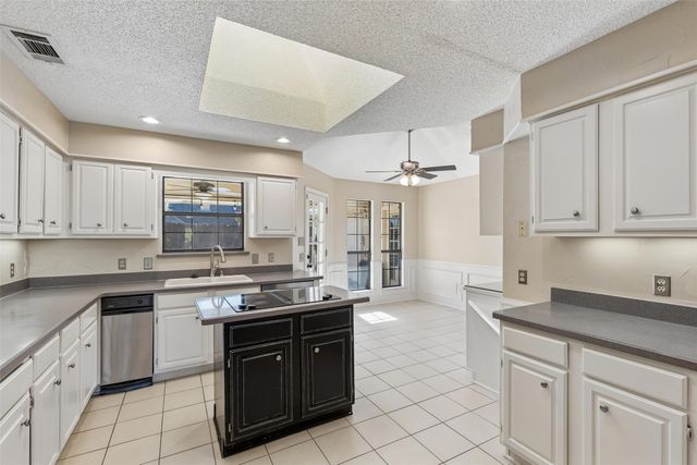 2924 Cambridgeshire Drive, Carrollton, TX 75007