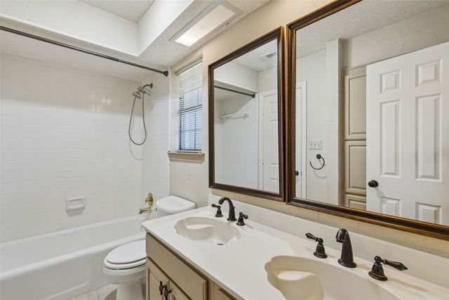 2924 Cambridgeshire Drive, Carrollton, TX 75007