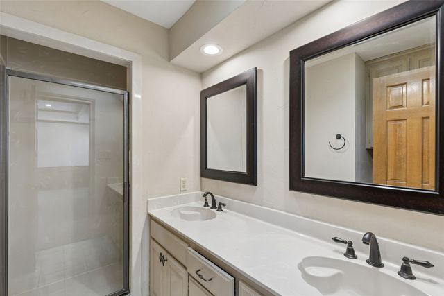 2924 Cambridgeshire Drive, Carrollton, TX 75007