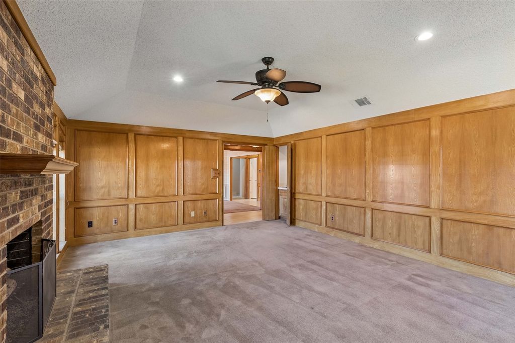2924 Cambridgeshire Drive, Carrollton, TX 75007 — photo 4