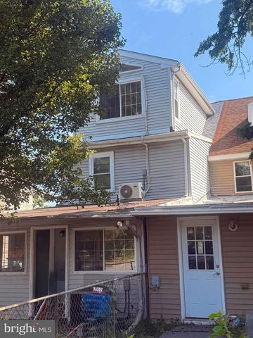 416 ST. MARY'S ST, Burlington, NJ 08016