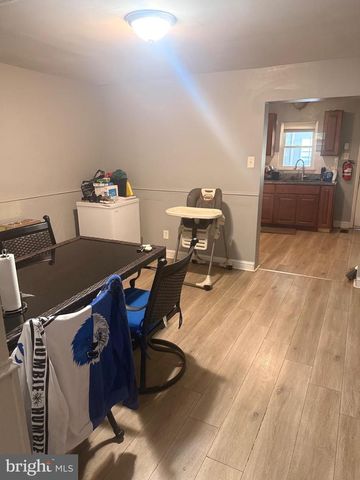 416 ST. MARY'S ST, Burlington, NJ 08016