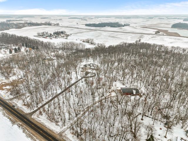 20658 Belle Lake Road, Hutchinson, MN 55350