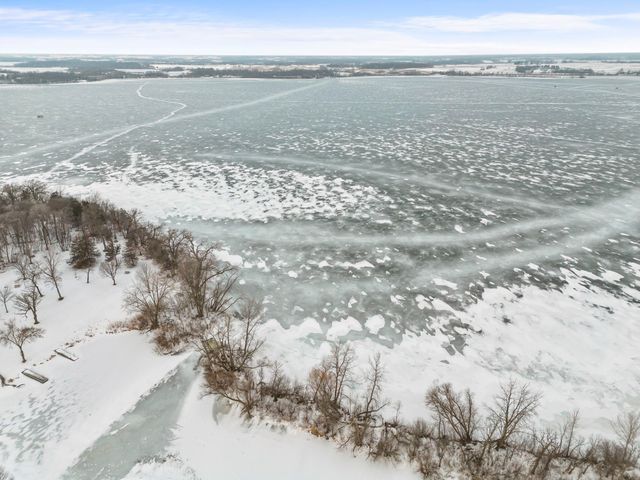 20658 Belle Lake Road, Hutchinson, MN 55350