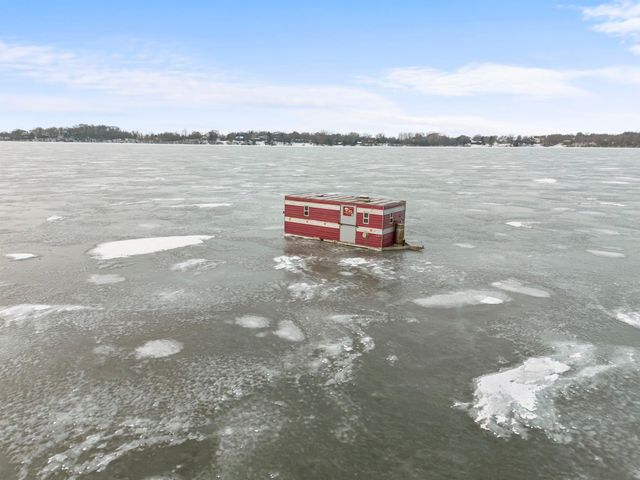 20658 Belle Lake Road, Hutchinson, MN 55350