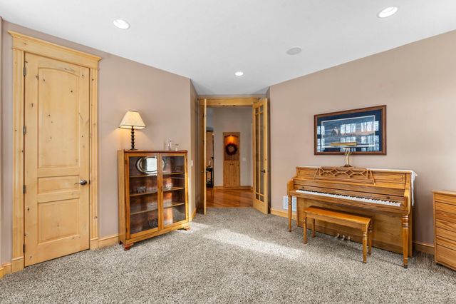 20658 Belle Lake Road, Hutchinson, MN 55350