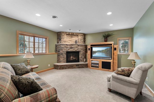 20658 Belle Lake Road, Hutchinson, MN 55350