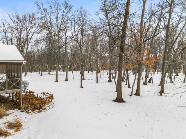 20658 Belle Lake Road, Hutchinson, MN 55350