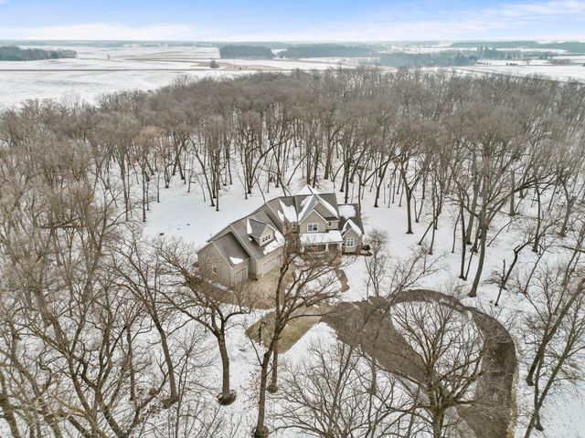 20658 Belle Lake Road, Hutchinson, MN 55350