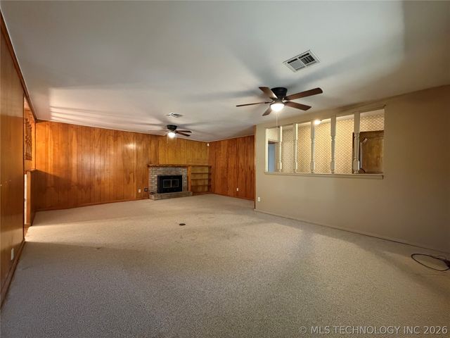 617 S 6th Street, Broken Arrow, OK 74012