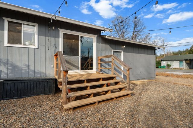 17741 Toyon Avenue, Shasta Lake, CA 96019