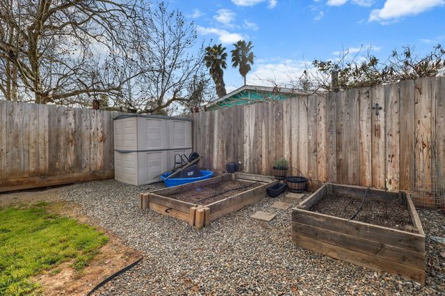 17741 Toyon Avenue, Shasta Lake, CA 96019